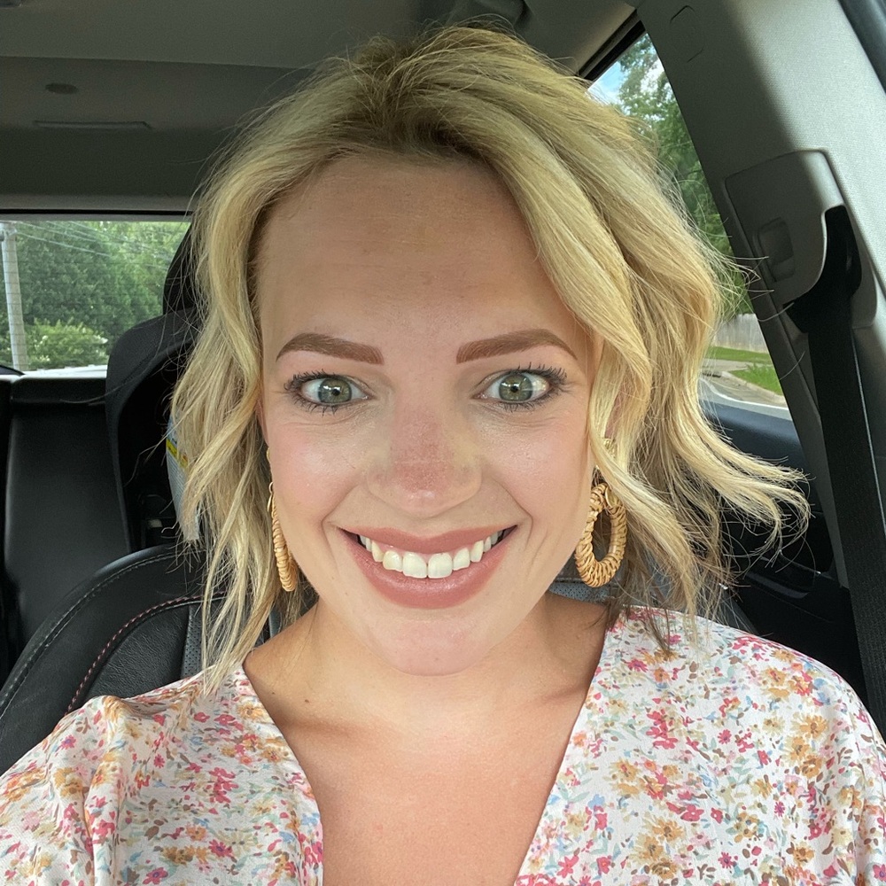 Meet your Posher, Hayli